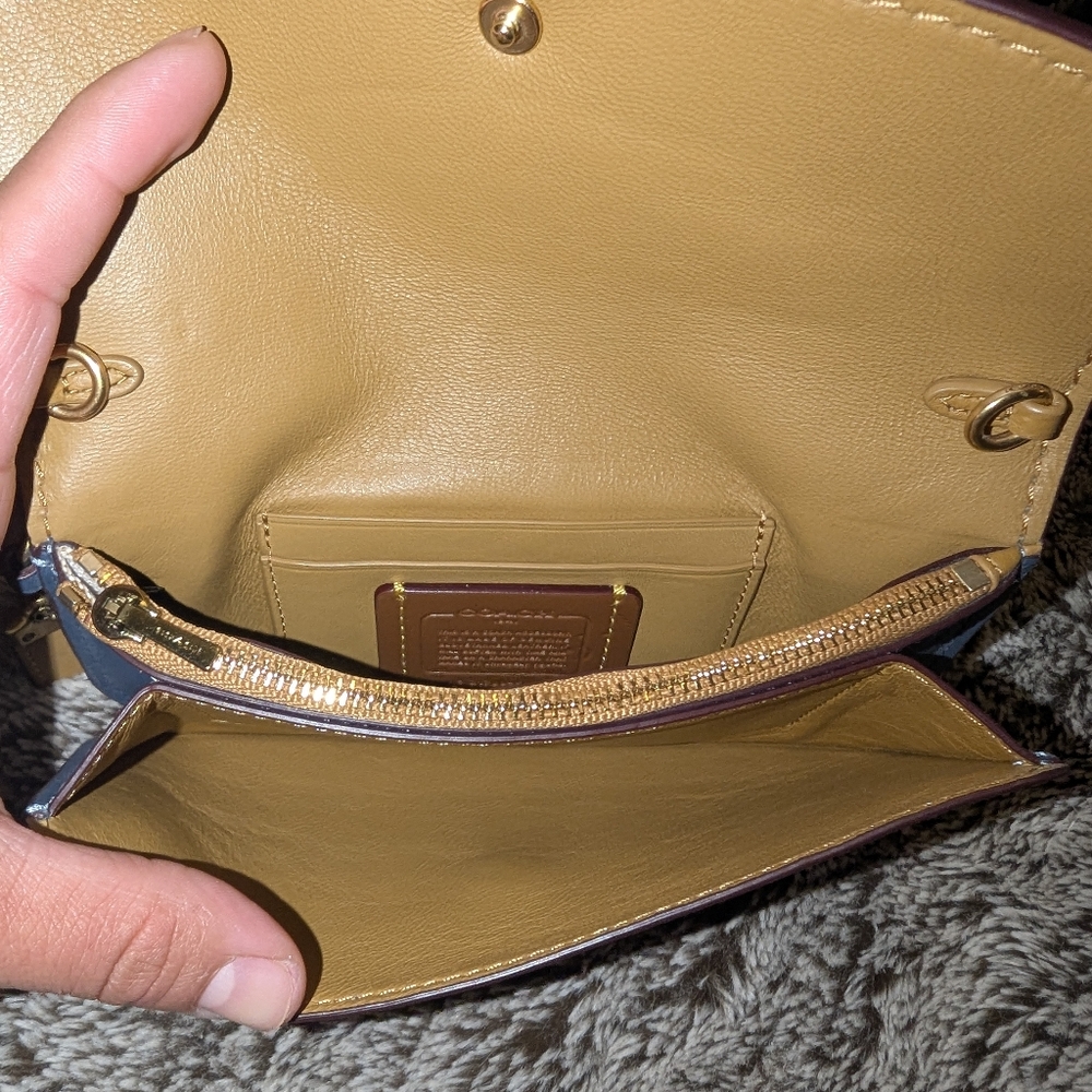 Coach Convertible Wallet - Picture 4 of 8